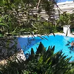 Climatisé à Les Pins Dans Résidence Avec Piscine Appartamento *