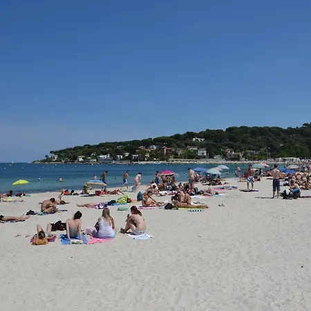 Climatisé à Les Pins Dans Résidence Avec Piscine * Juan-les-Pins